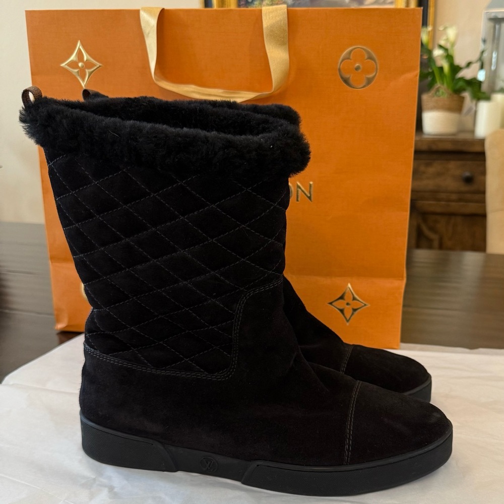 Louis Vuitton Black Quilted Women's Boots - Picture 7 of 13